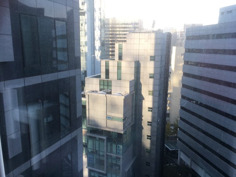 窓から見た外の様子②