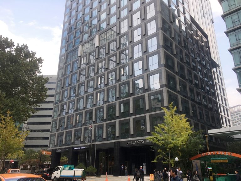 ホテル建物外観1