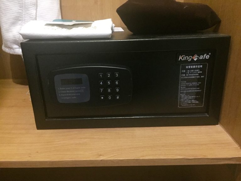 セーフティーボックス閉じた状態1