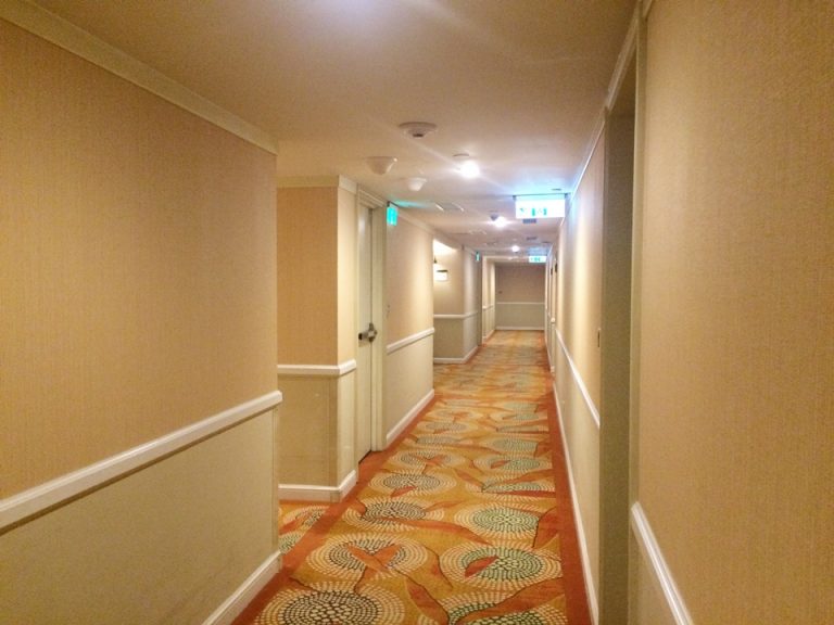 客室階廊下全体