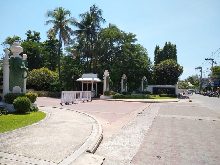 メインエントランス