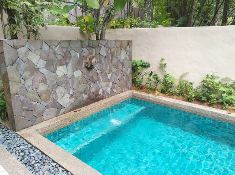 プライベートプール3