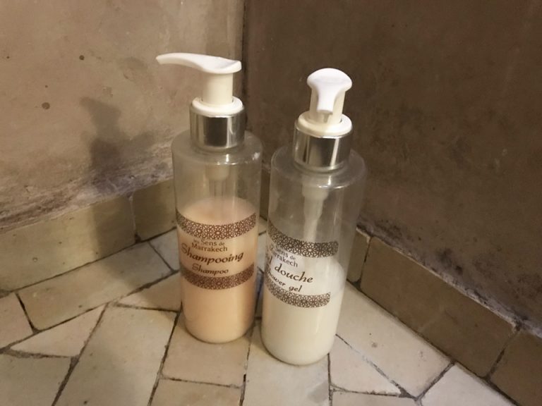 シャンプー、ボディソープ