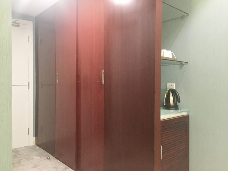 クローゼット閉じた状態1