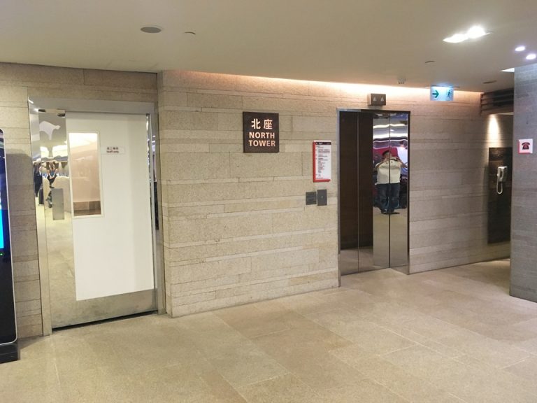 ノースタワーエレベーターホール