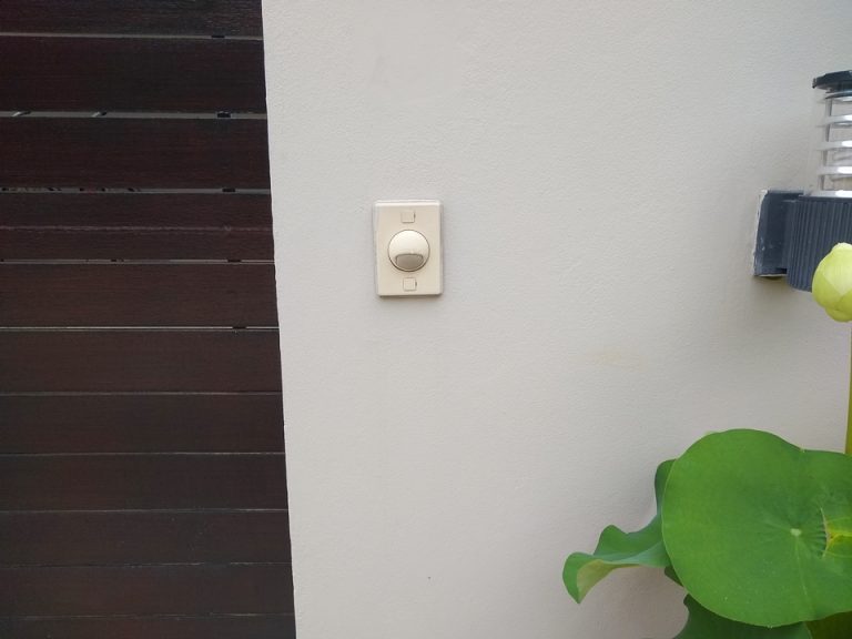インターフォン