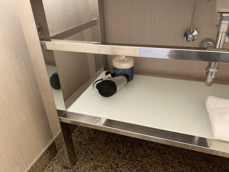 洗面したドライヤー