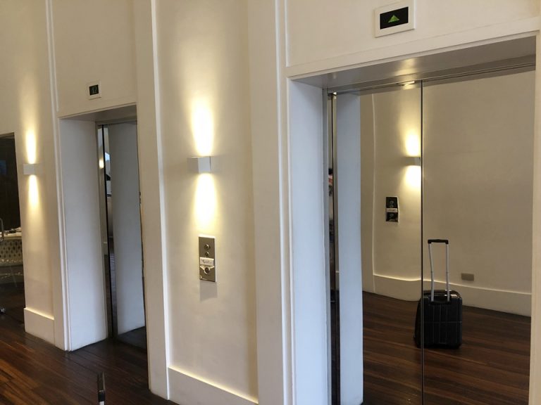 ロビーフロア)エレベーター