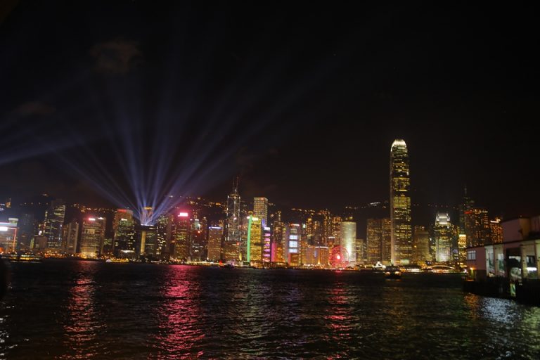 シンフォニーオブライツ