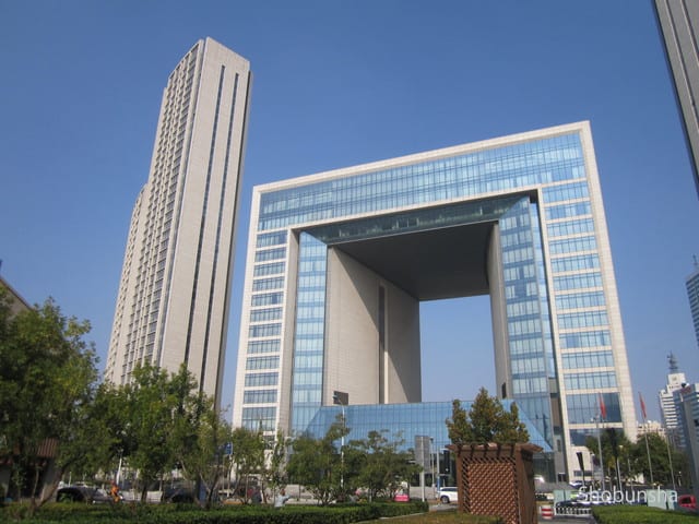 ホテル外観正面