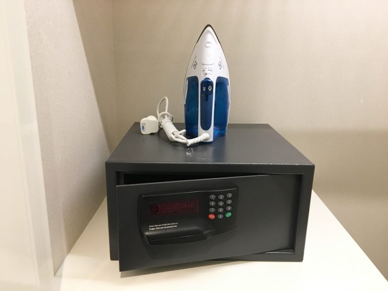 セーフティボックス閉じたところ