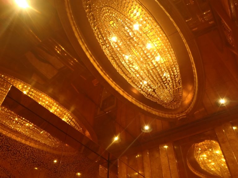 エレベータ内装1