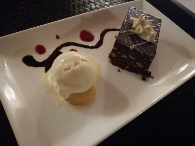 ルームサービス (1)