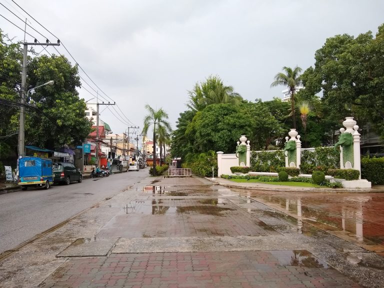 メインエントランス周辺