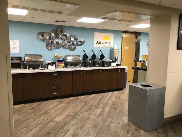 朝食ブッフェ会場入り口