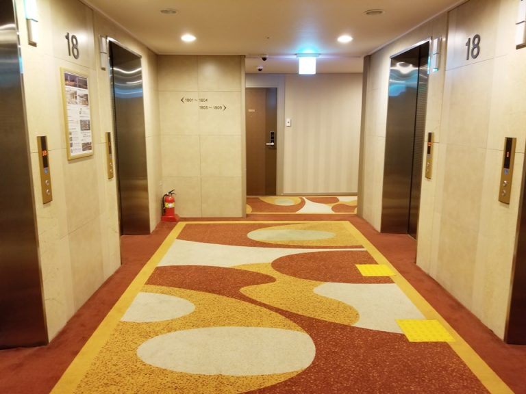 エレベーターホール客室階