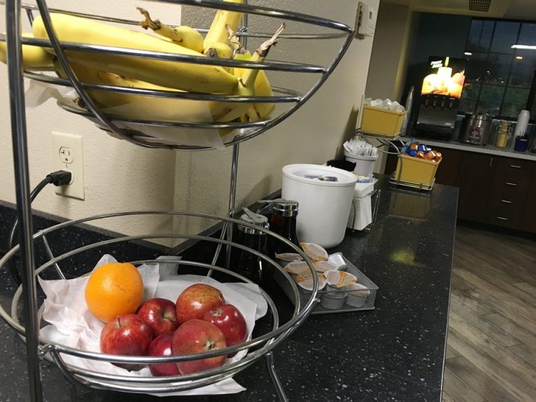 朝食ブッフェ (2)