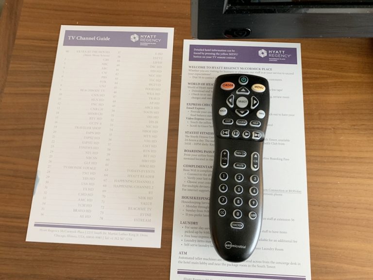 テレビリモコン