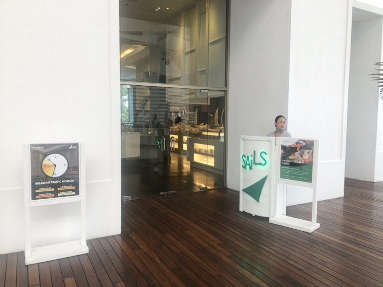 レストラン「SAiLS」