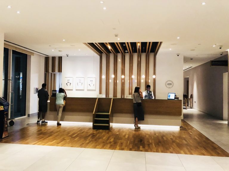 フロントカウンター (1)