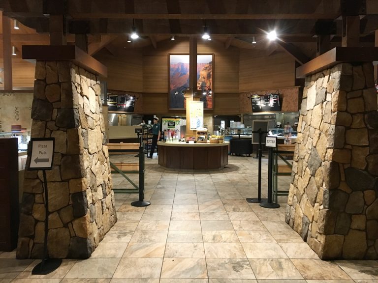 レストラン入口