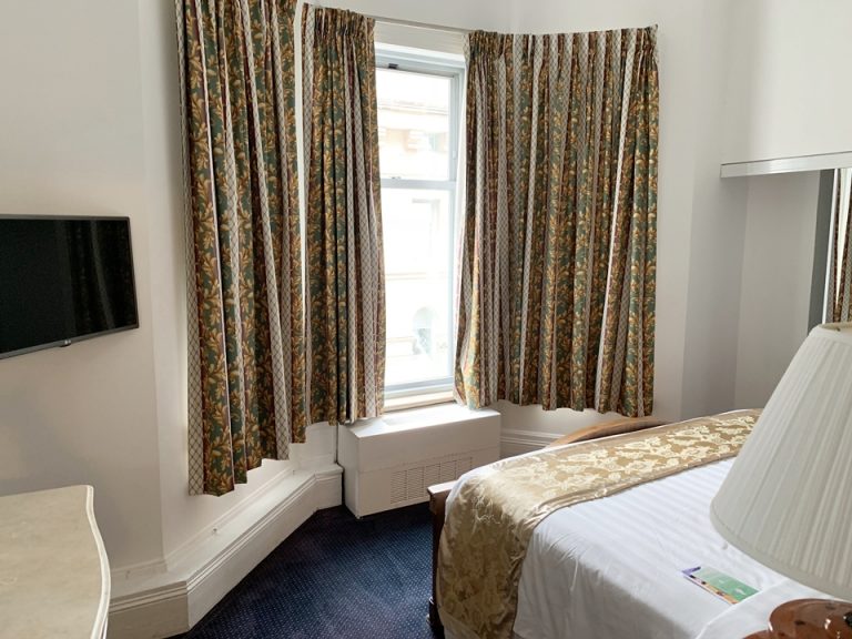 ベッドルーム2入口