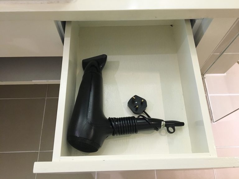 ヘアドライヤー