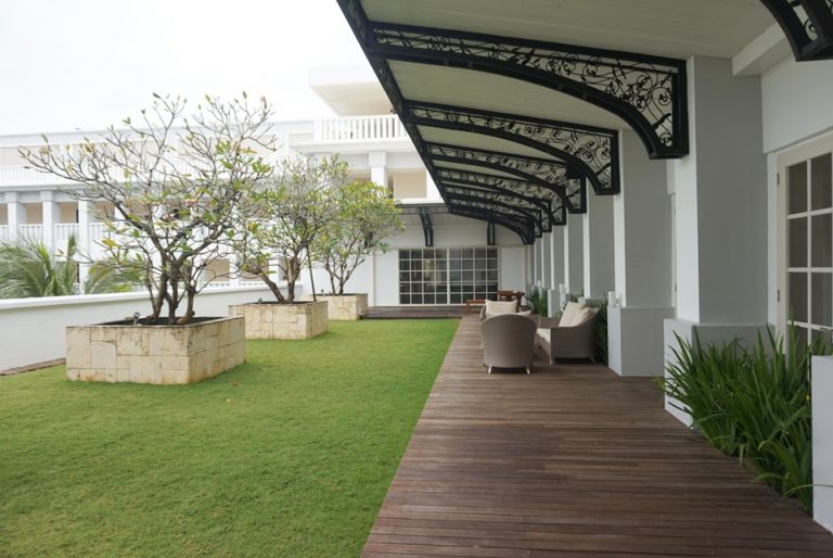 客室からの中庭。グリーンが多くて気持ちいいです