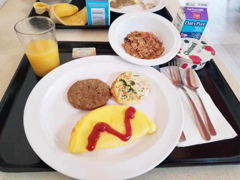 朝食バイキング