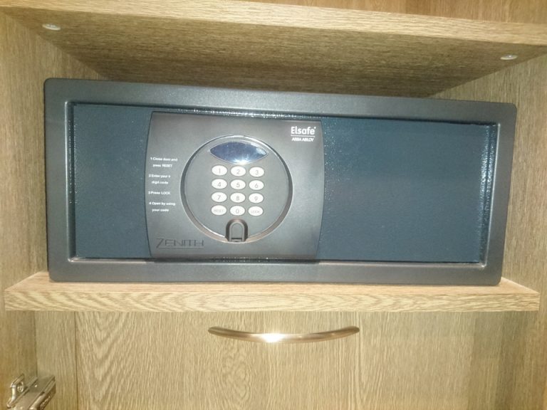 セーフティボックス外観