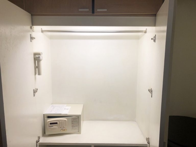 客室クローゼットシークレットボックス