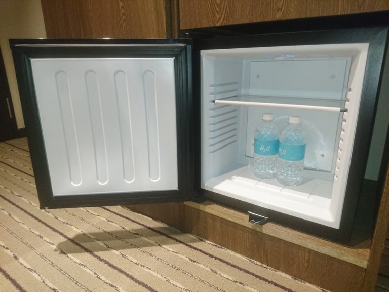 冷蔵庫(開けた状態)(初期状態)