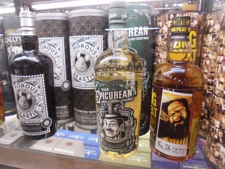 かわいらしいボトルのものも。イギリス産のものです