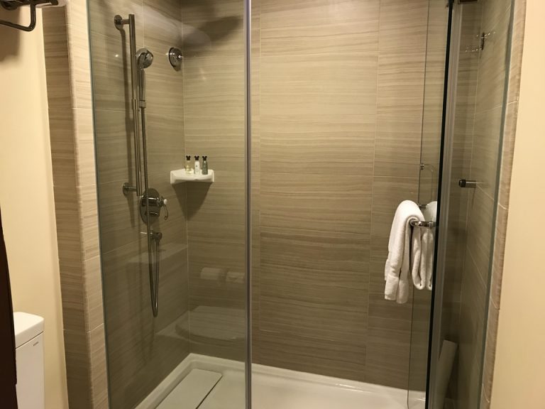 バスルーム 湯船なし