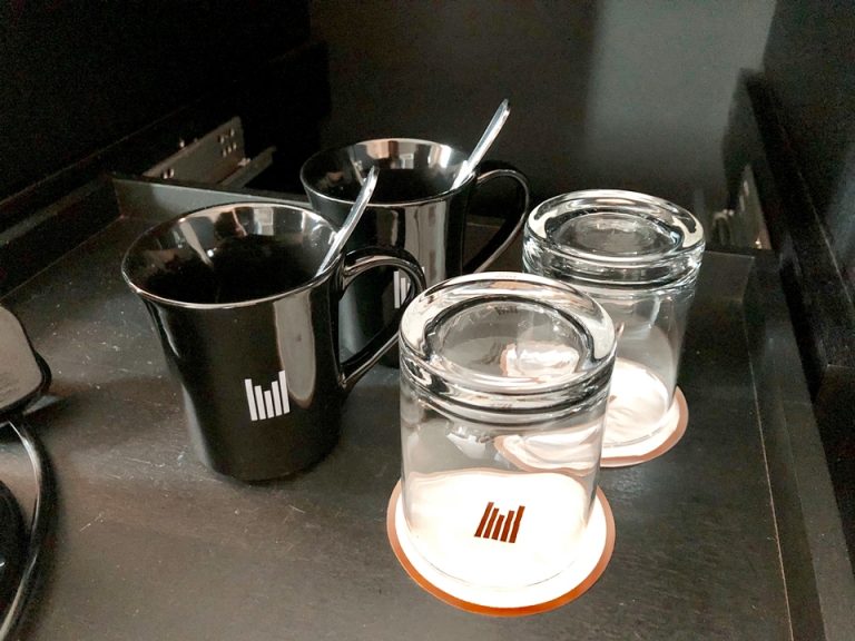 グラス・カップ