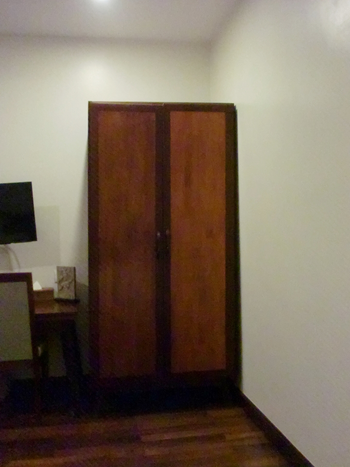 クローゼット閉じた状態