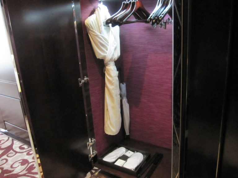 クローゼット開けた状態