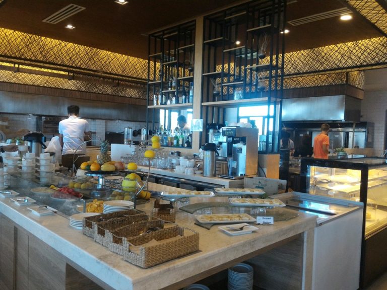 P_20181103_072306モーニングビュッフェ