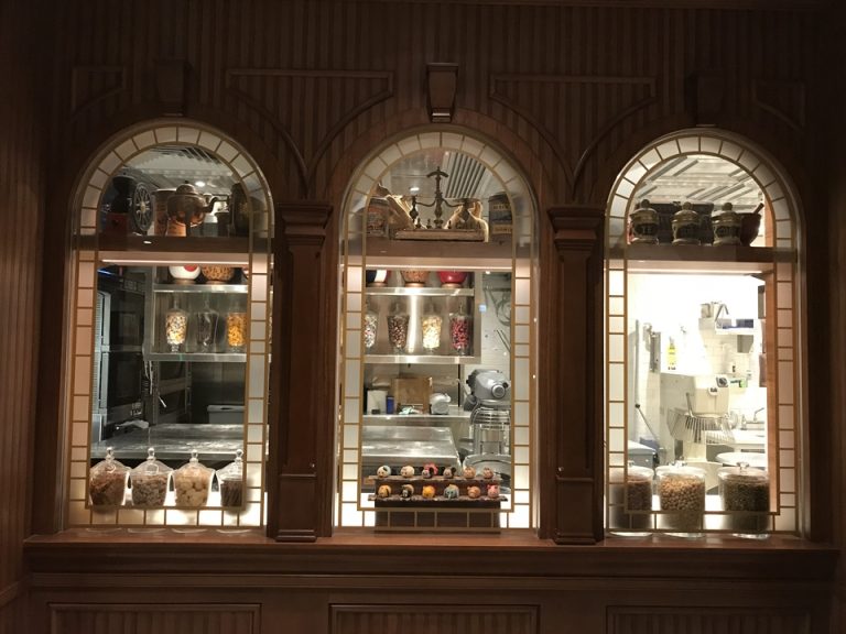 チャートルームカフェの可愛い外観