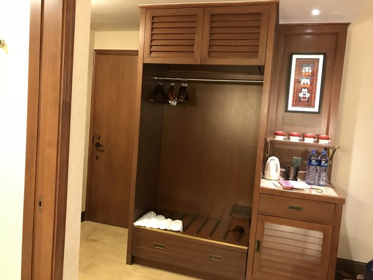 クローゼット 扉はありません