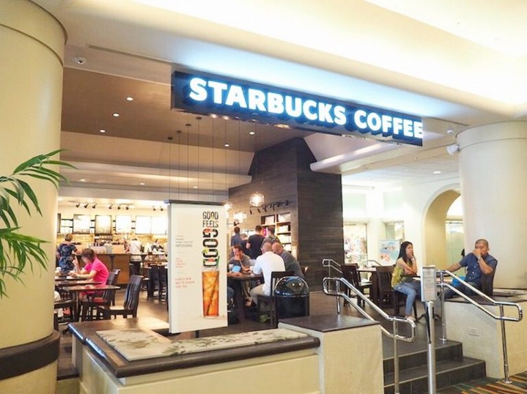 ロビー階のスターバックス