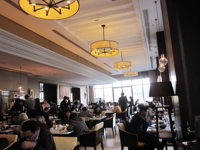 客席(メインホール・混雑時)