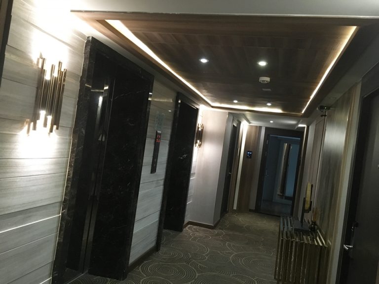 エレベーターホール客室階