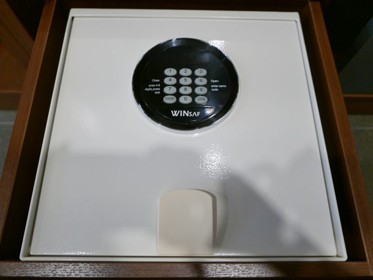 セーフティーボックス(閉じた状態)