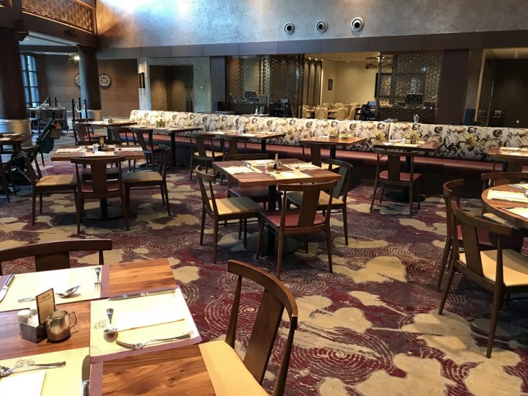 ドラゴンウィンド高級感のある座席全体