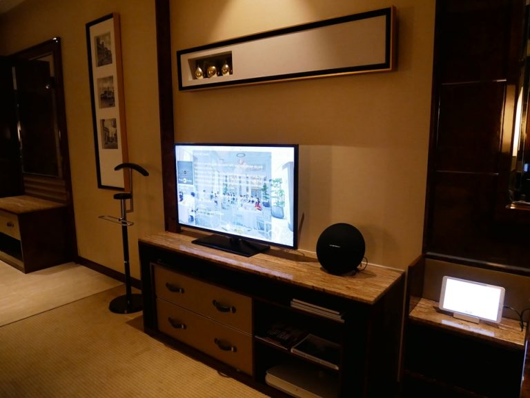 テレビ台