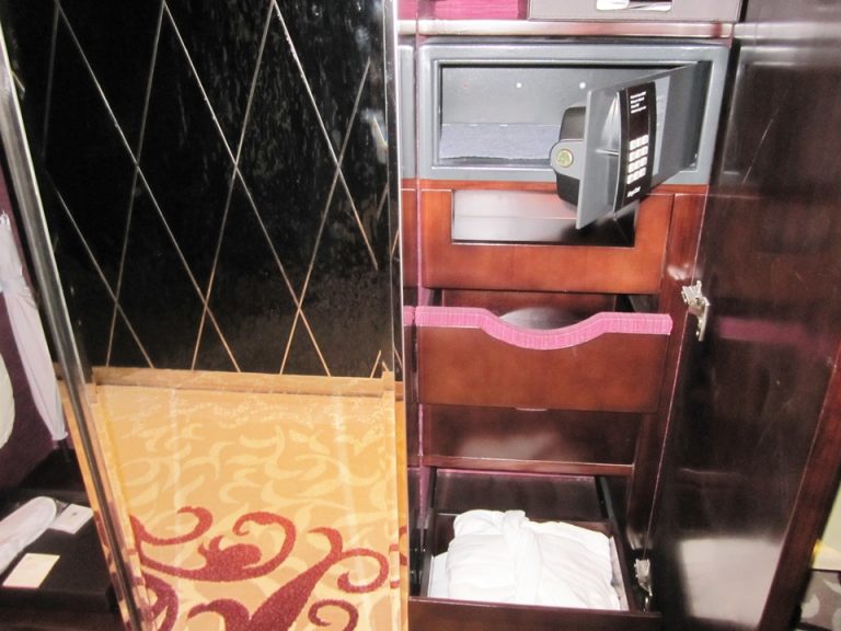 セーフティーボックス(開いた状態)