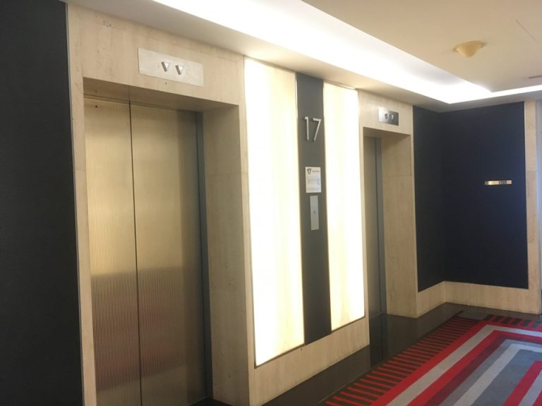 17階クラブフロアエレベーターホール