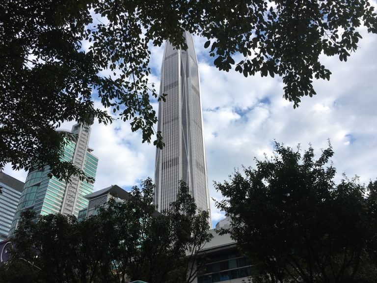 平安国際金融中心592m