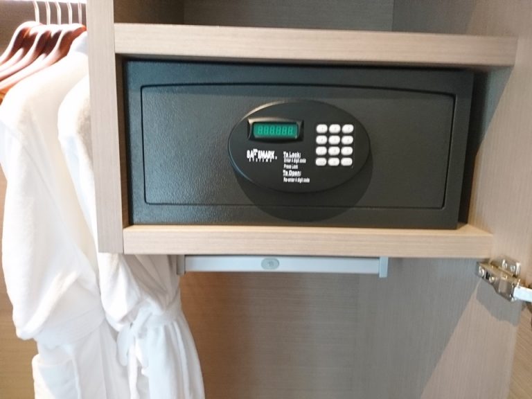 セーフティボックス(閉じた状態)